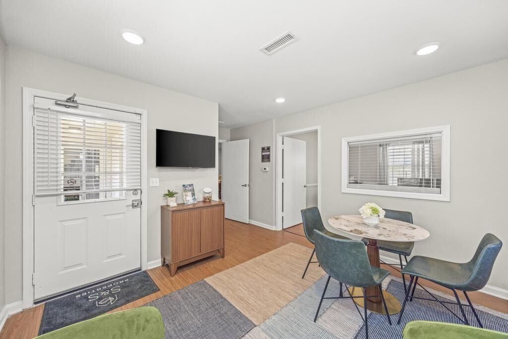 Ridgewood at Greenbrier - Photo 4 of 29