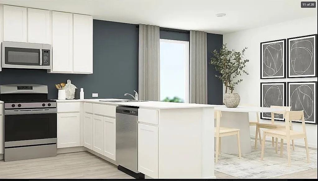 2201 Willkomen Way - Photo 2 of 15