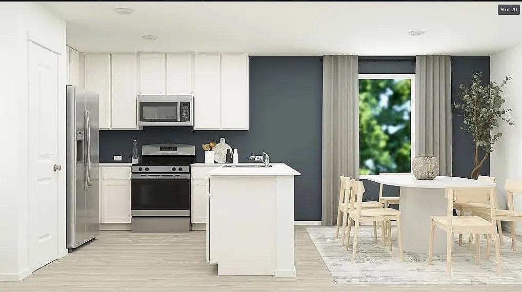 2201 Willkomen Way - Photo 3 of 15