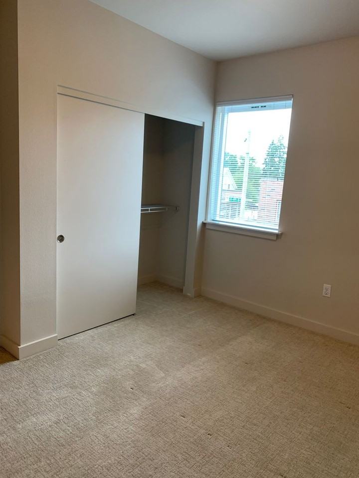 Garfield Station - Photo 6 of 23