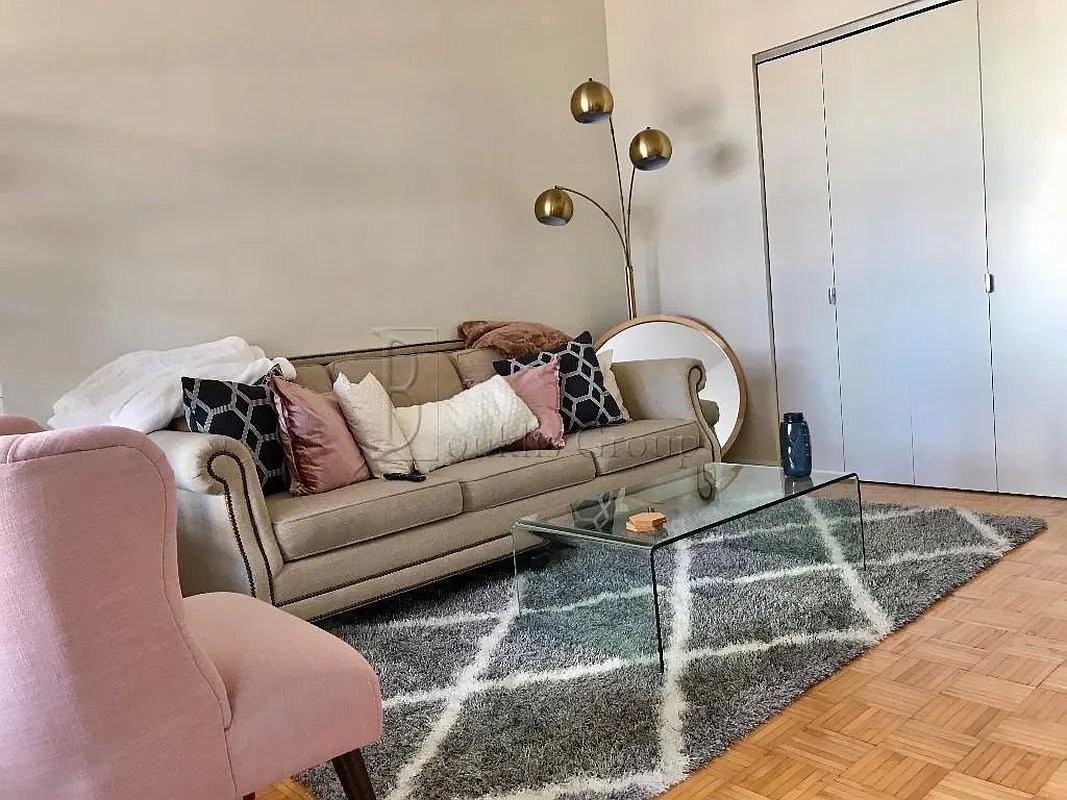 Washington St #3B - Photo 5 of 11