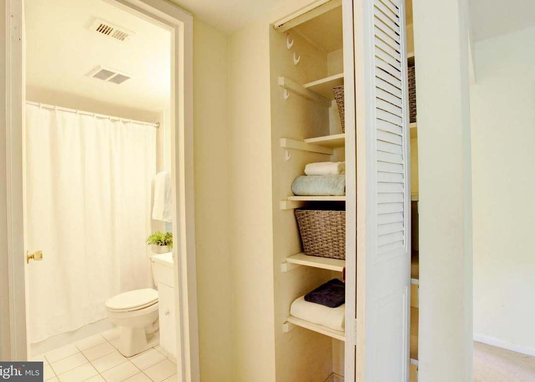 5201 Duke Street #302 - Photo 4 of 31