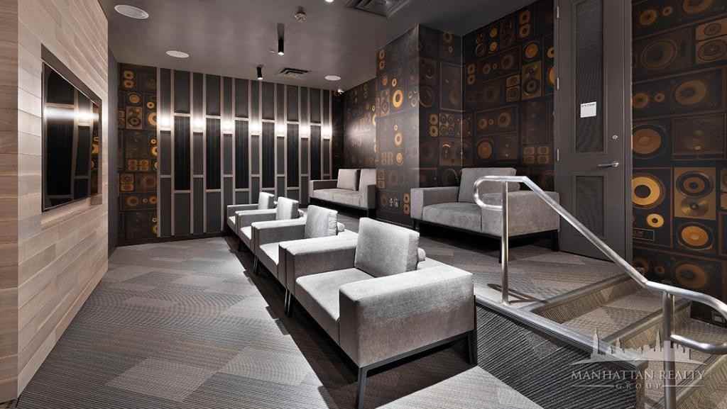 W 57th St #826 - Photo 4 of 15