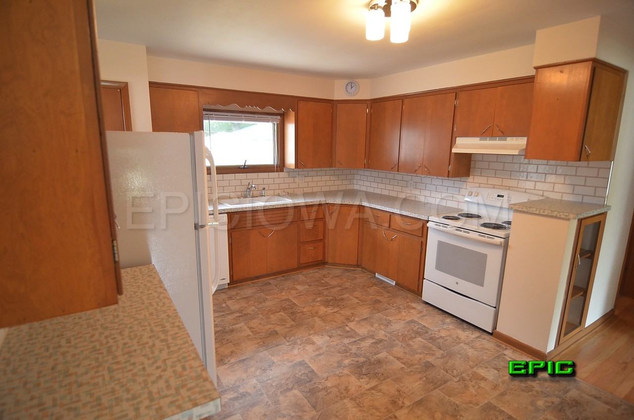 401 31st St Nw #1 - Photo 6 of 15