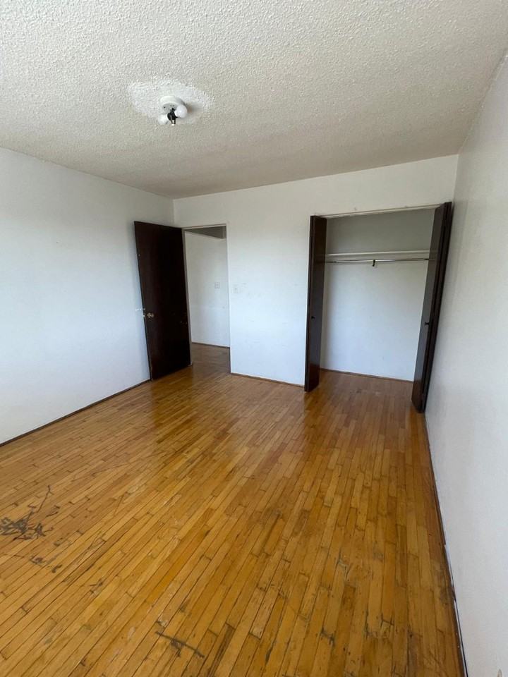 711 Queens Avenue #305 - Photo 2 of 8