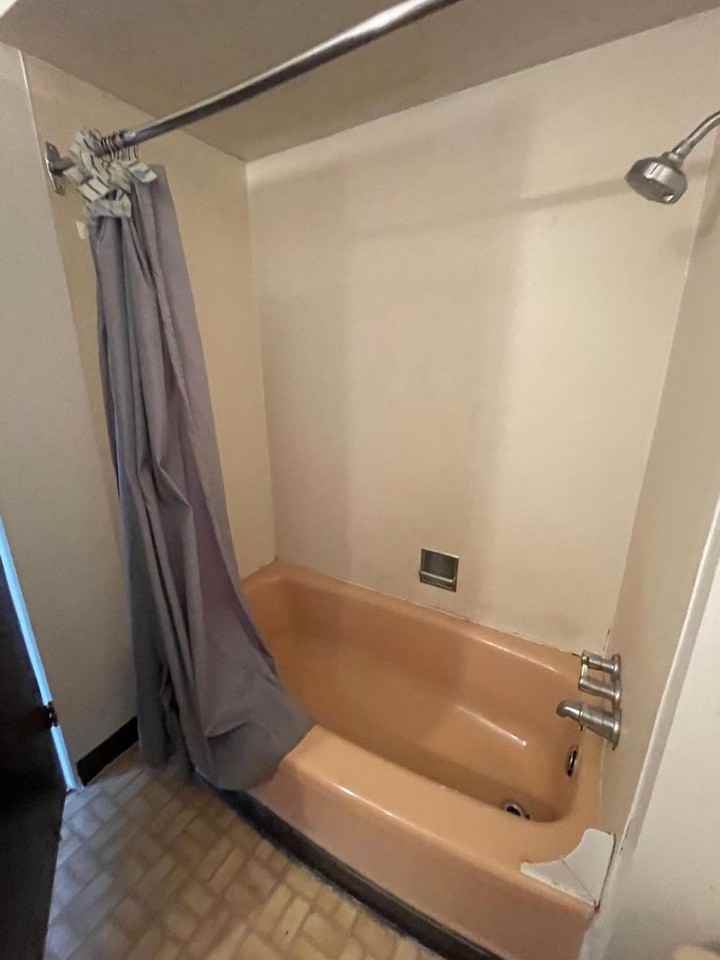 711 Queens Avenue #305 - Photo 5 of 8