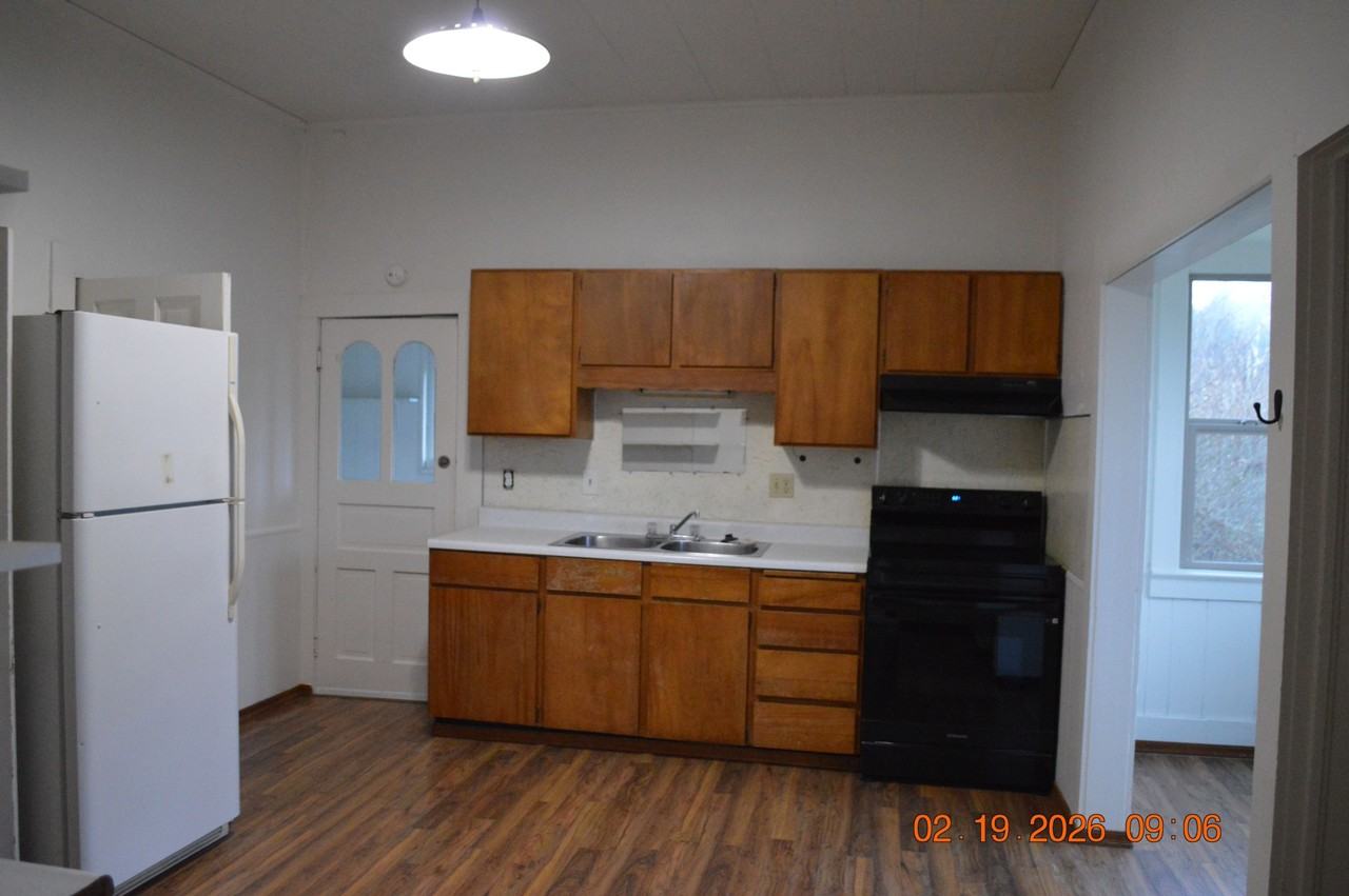 330 Bryant St #1 - Photo 3 of 12