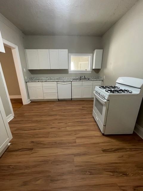 2204 S Greenwood Ave #1 - Photo 5 of 15