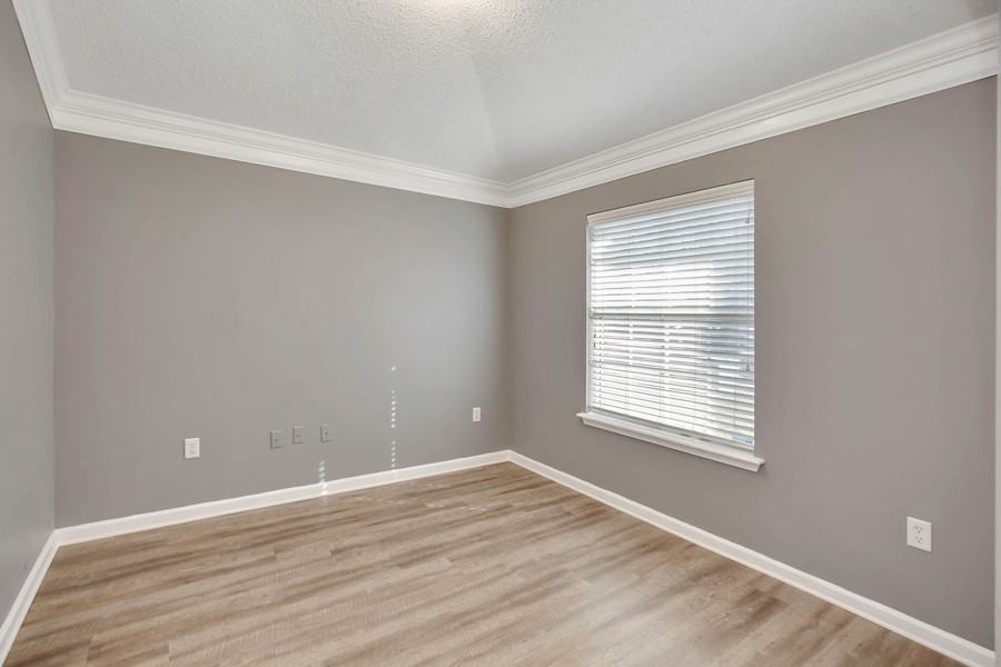 10068 Garden Lake Ct #1 - Photo 7 of 21