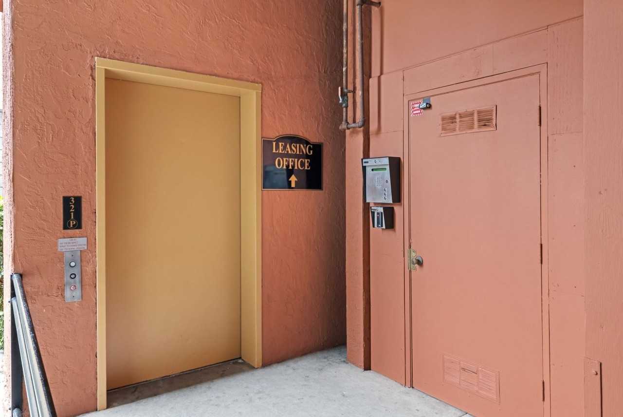 Hardy Apartments - Photo 2 of 30