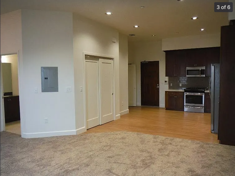 223 N Irwin St #1 - Photo 3 of 6