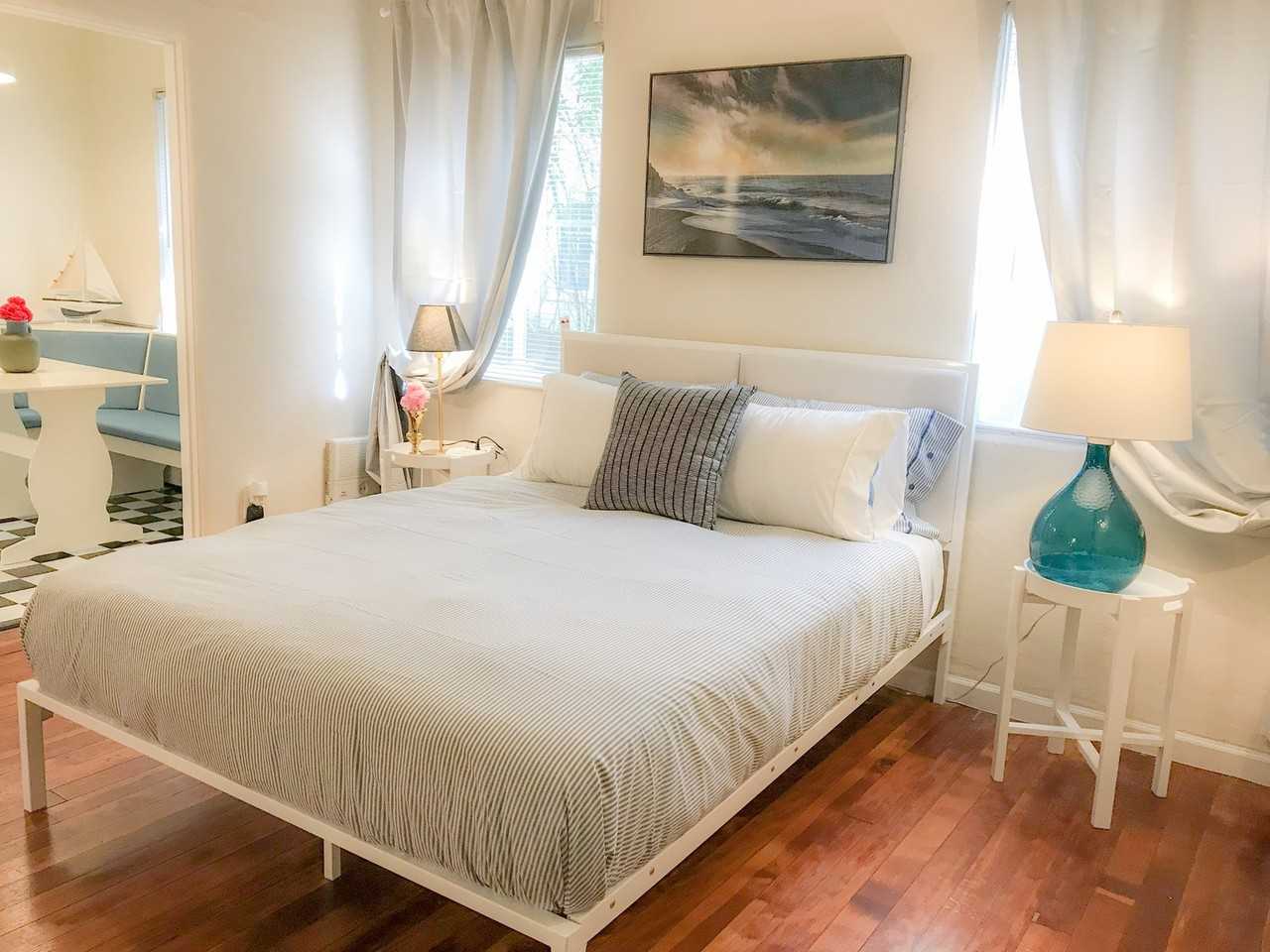 Third Street Executive Residences, LLC - Photo 2 of 17