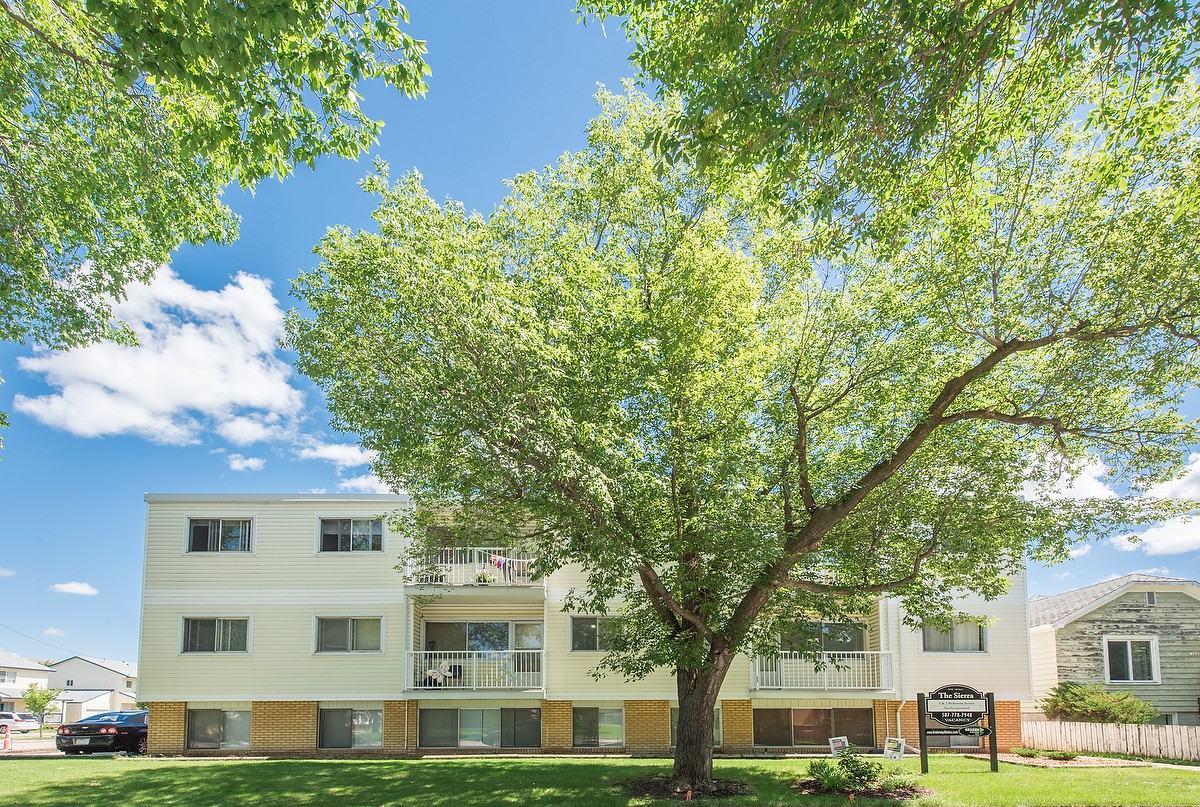 The Sierra - Photo 2 of 36