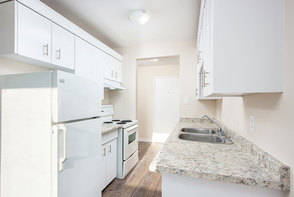 Twin Rose - Photo 6 of 23