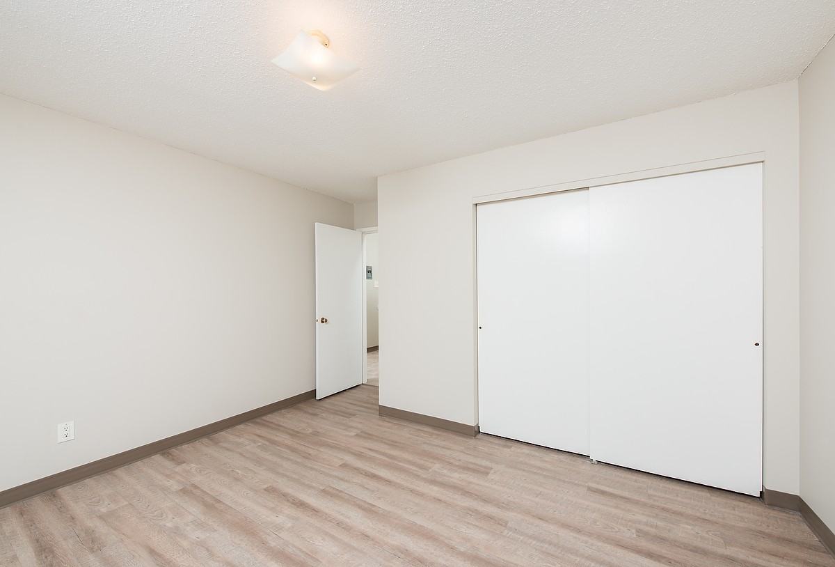 Glenwood - Photo 3 of 50