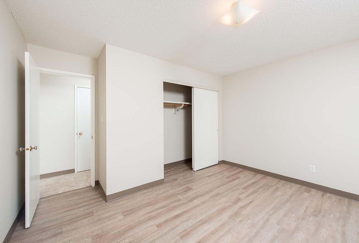 Glenwood - Photo 4 of 50