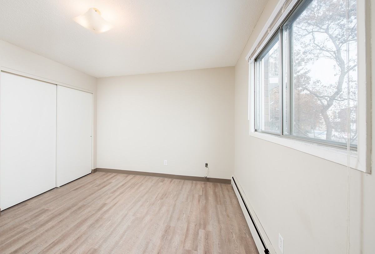 Glenwood - Photo 7 of 50