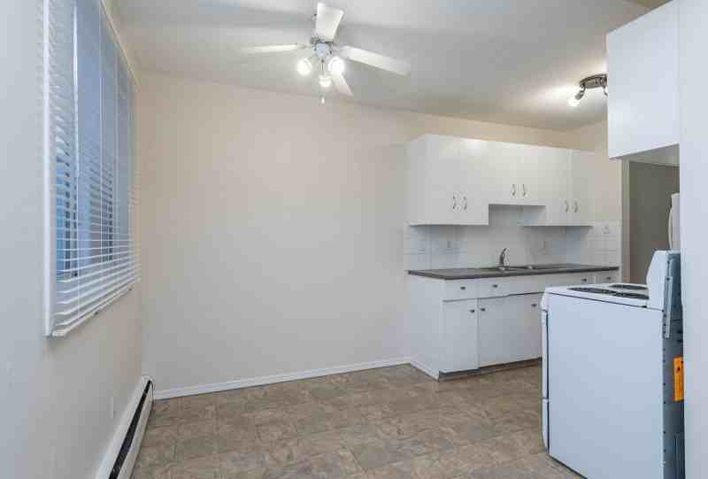 Manchester Place - Photo 6 of 11