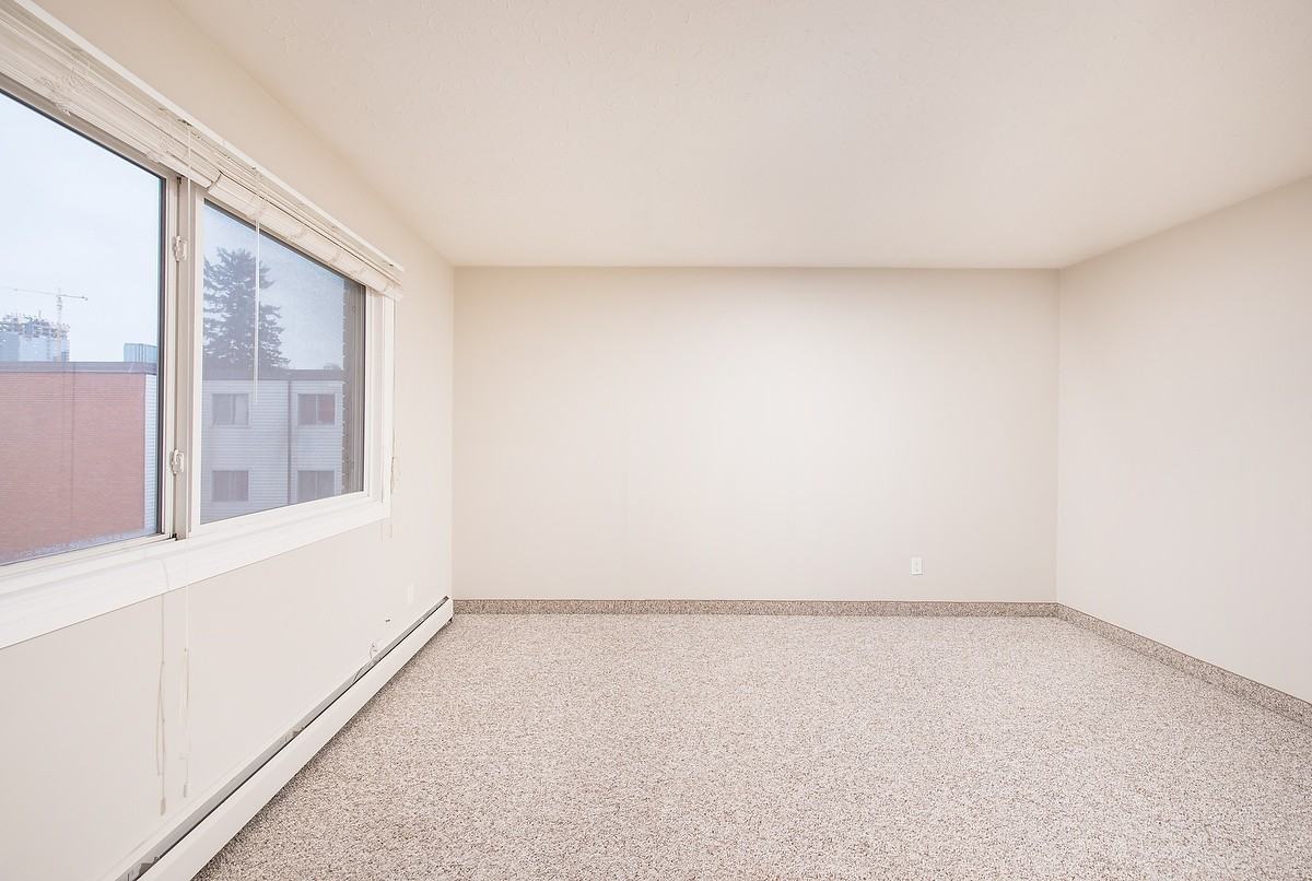 Centerpoint - Photo 7 of 21