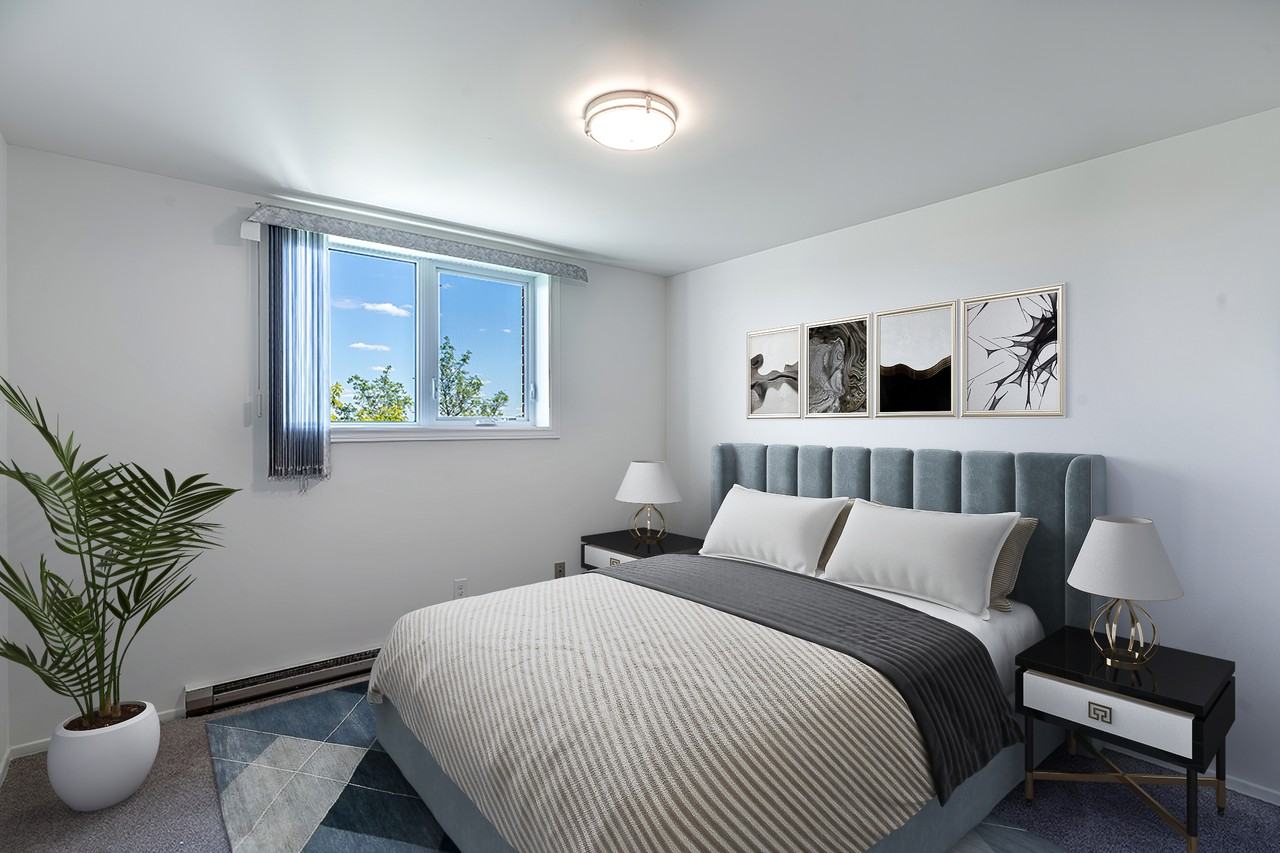 Seine River Gardens - Photo 3 of 29