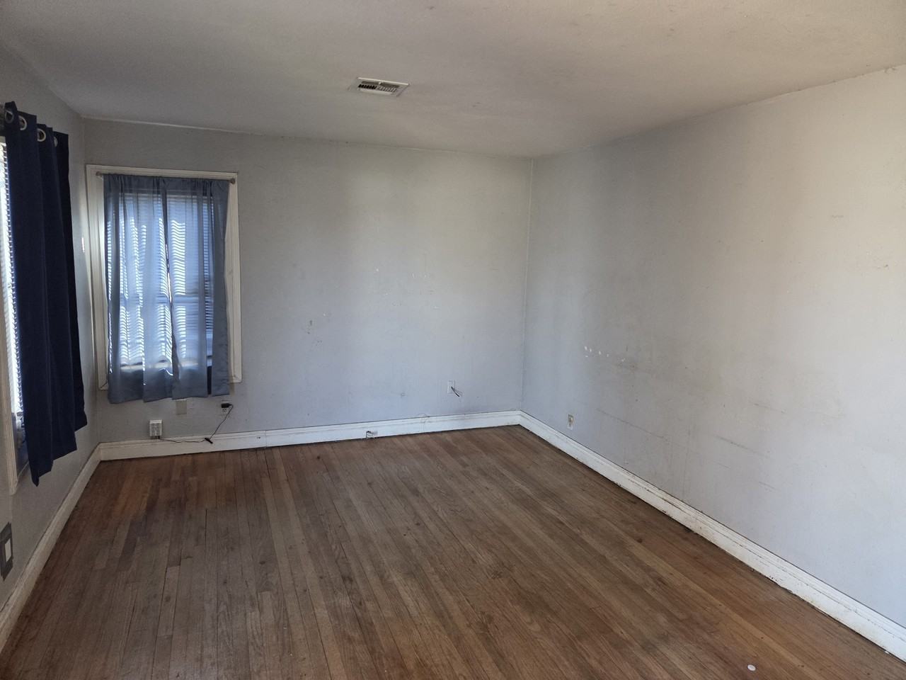 3100 Nw 33rd St #1 - Photo 2 of 14