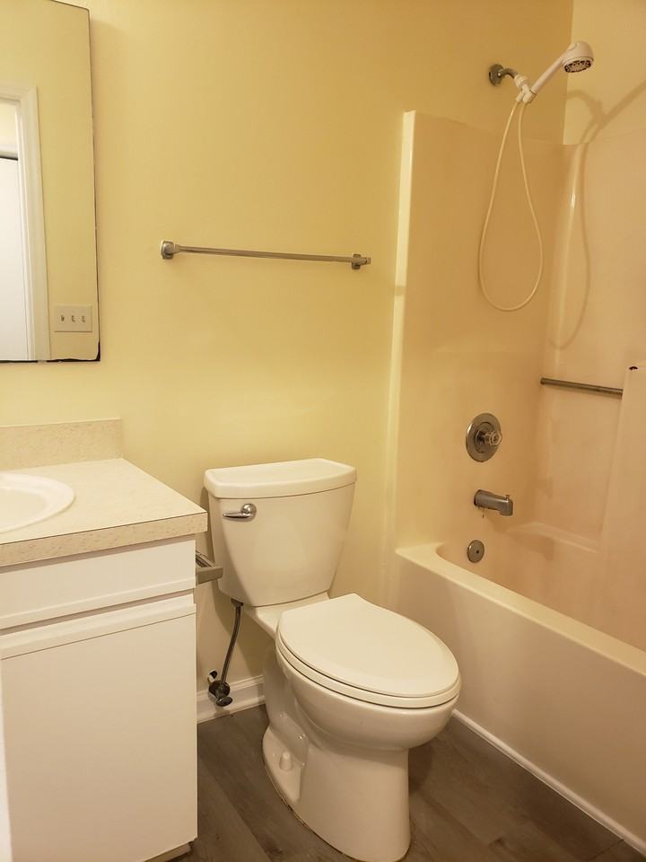 334 Woodberry Cir #1 - Photo 5 of 10