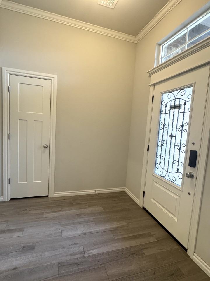 9009 Yassir Blvd #1 - Photo 3 of 20