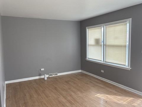 9053 S Aberdeen St #1 - Photo 3 of 12