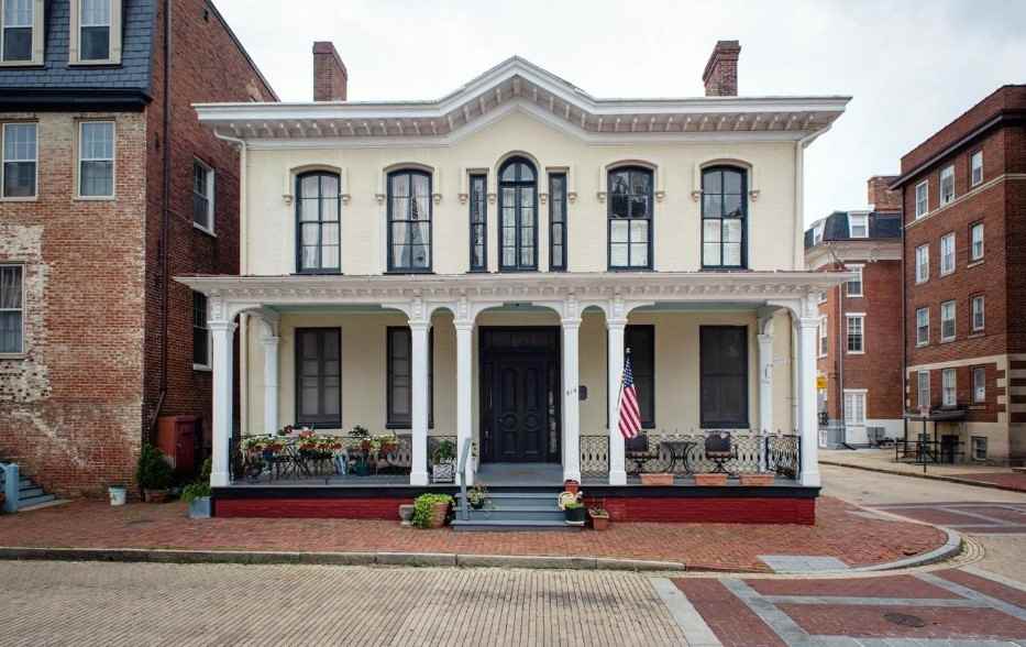 219 Hanover StreetUnit 6 #6 - Photo 4 of 4