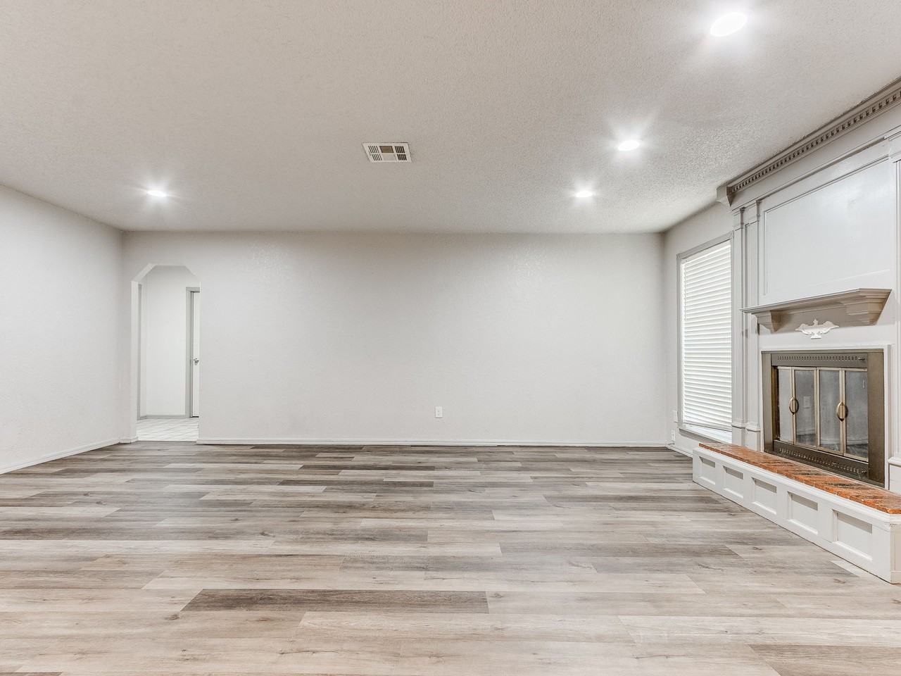 2002 Vanessa Dr #1 - Photo 2 of 16