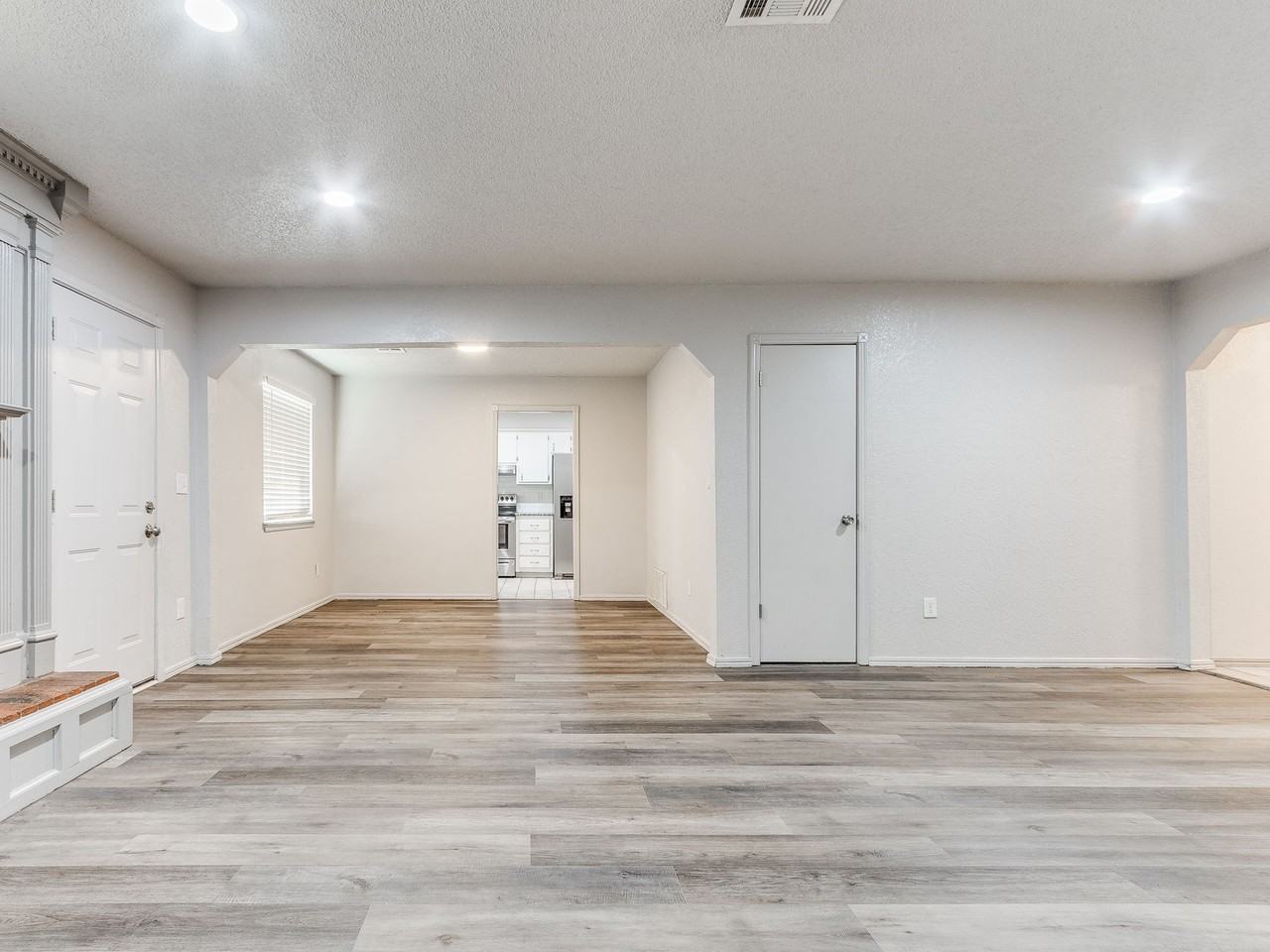 2002 Vanessa Dr #1 - Photo 4 of 16