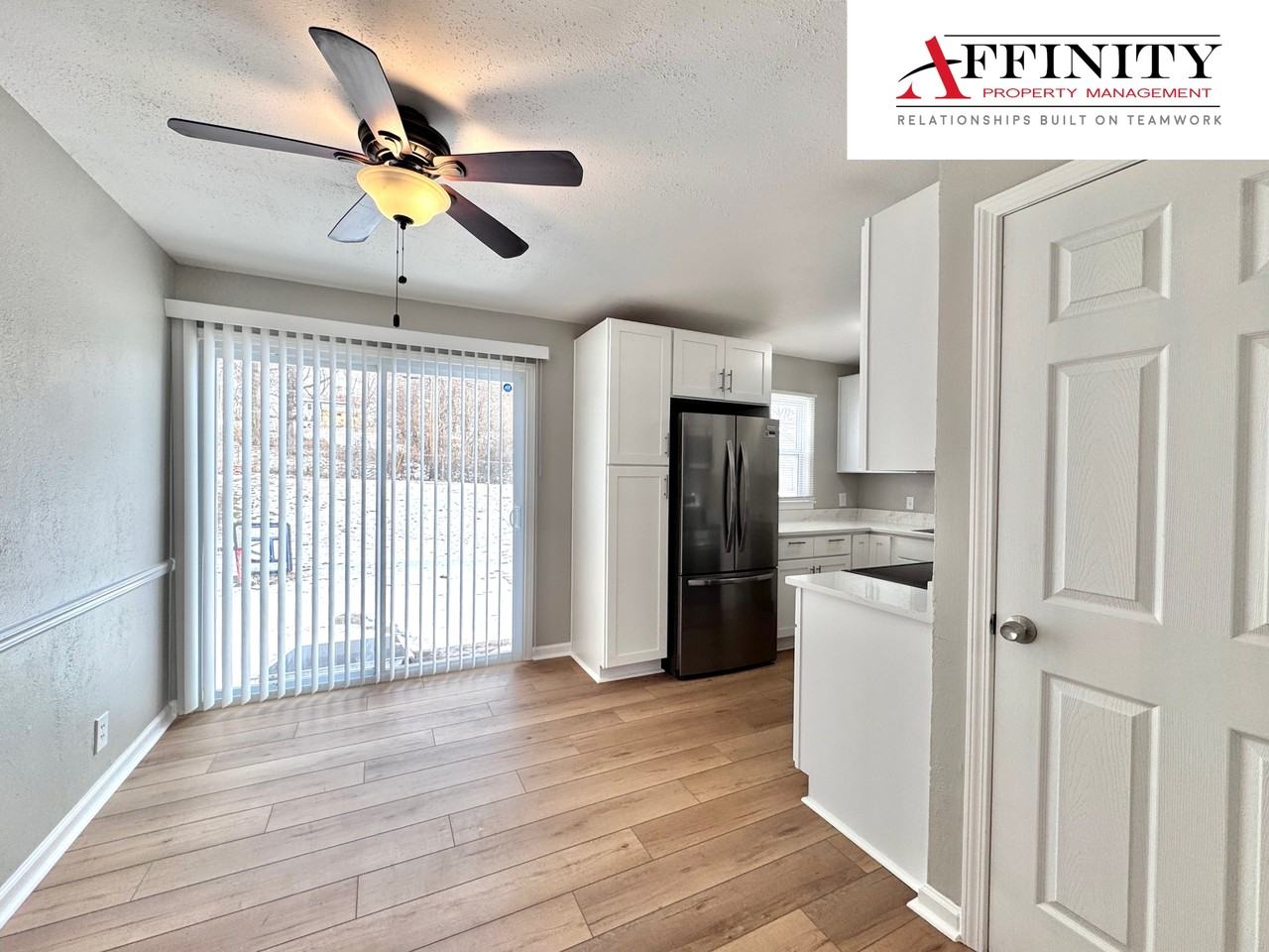 5625 N Amoret Ave #1 - Photo 4 of 14