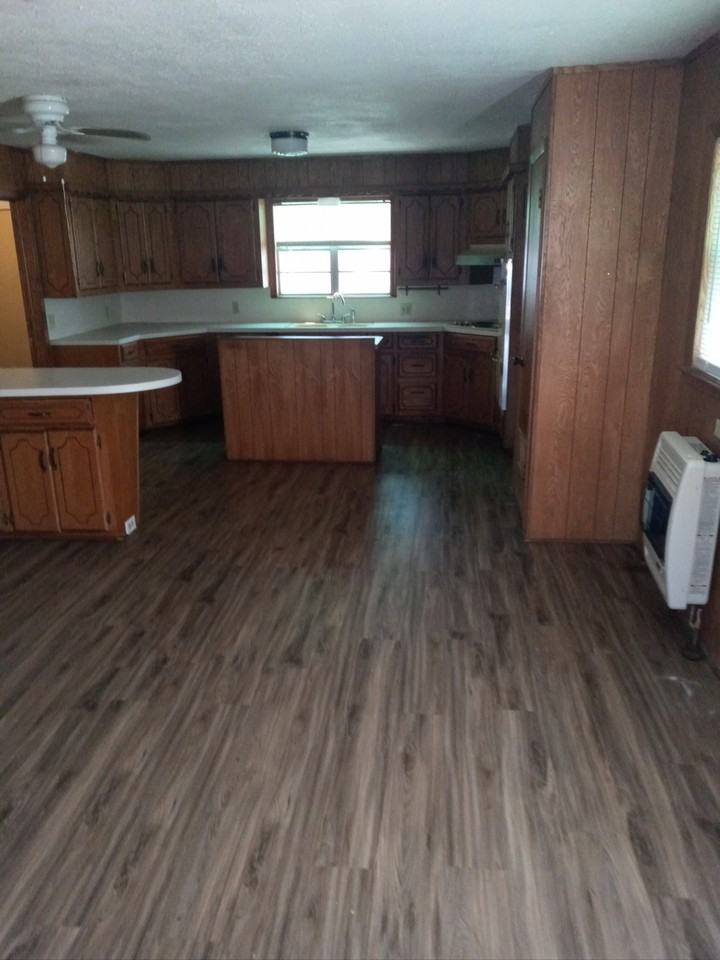 1114 W Park Ave #1 - Photo 2 of 7