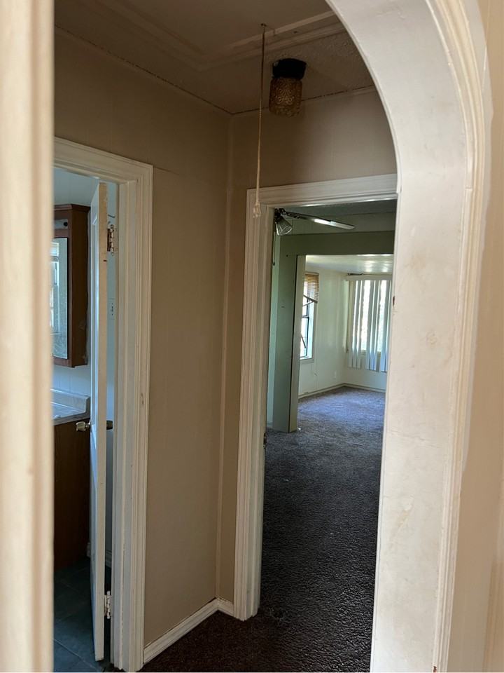 201 N A St #1 - Photo 5 of 9