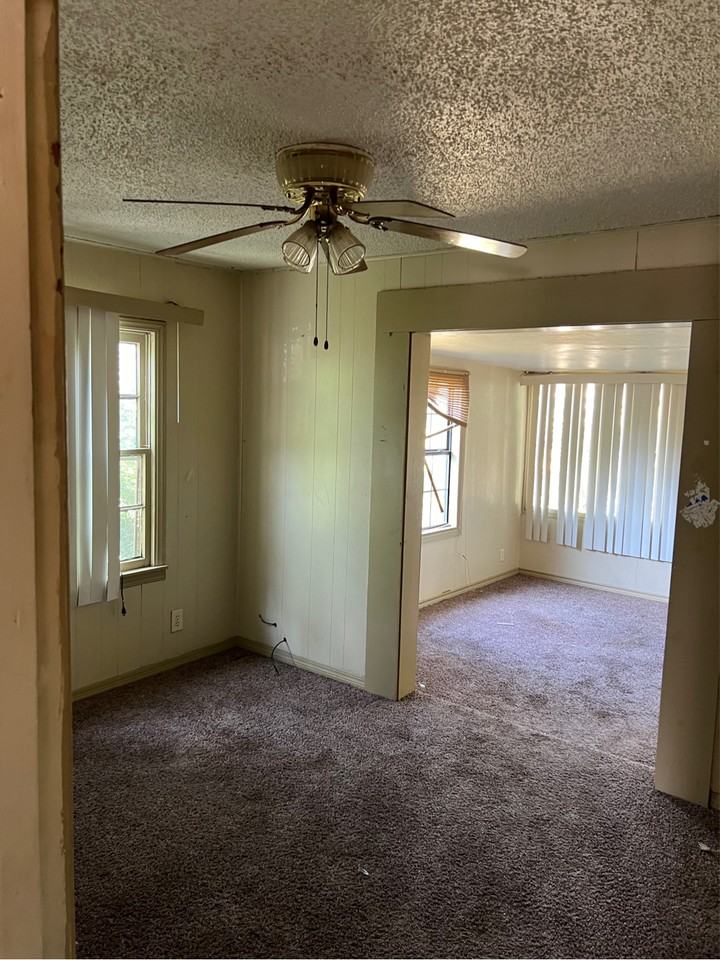 201 N A St #1 - Photo 7 of 9