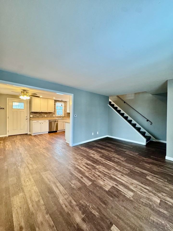 757 Remington Dr #1 - Photo 2 of 27