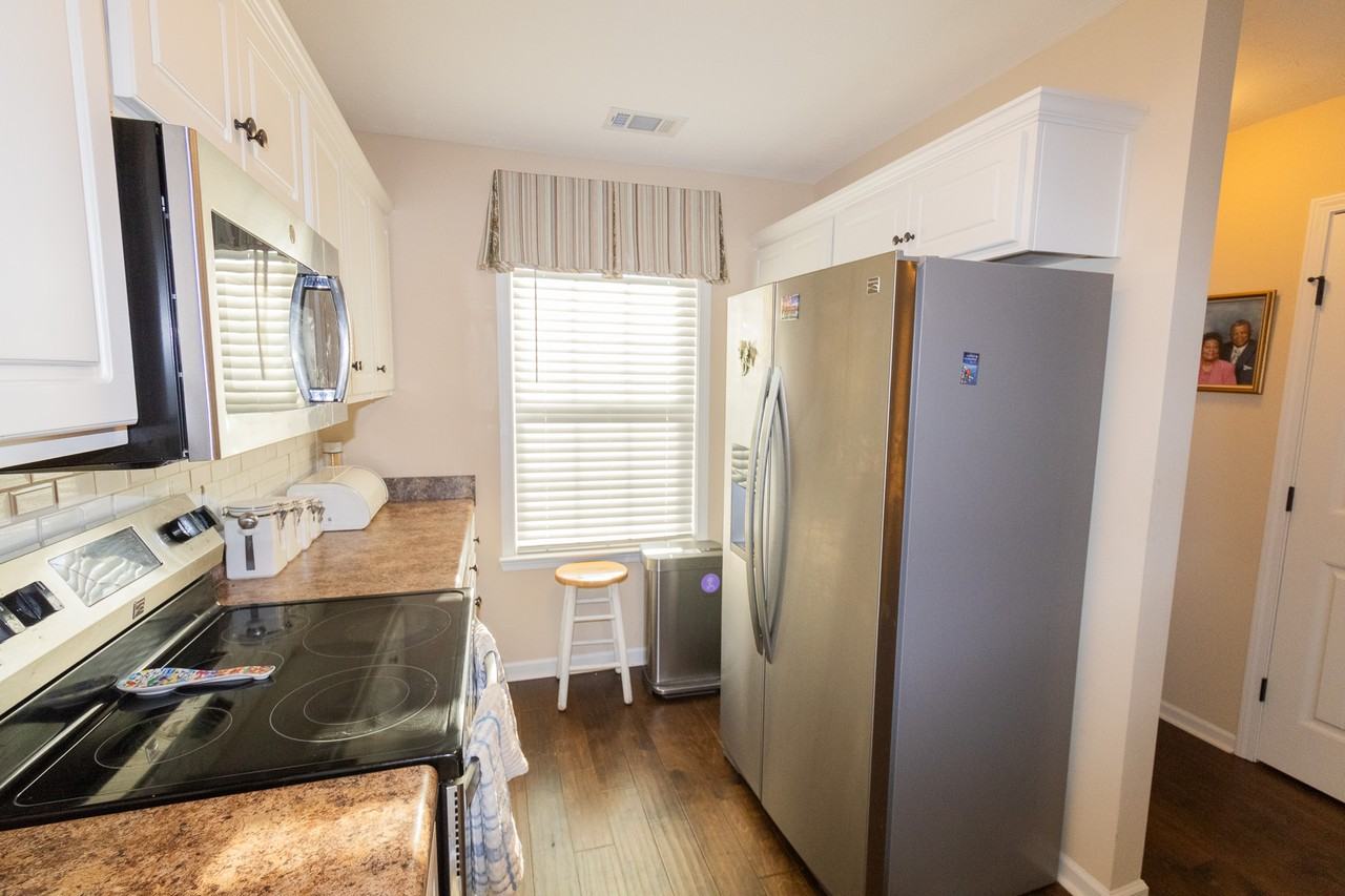 122 Buckhaven Way #1 - Photo 4 of 16