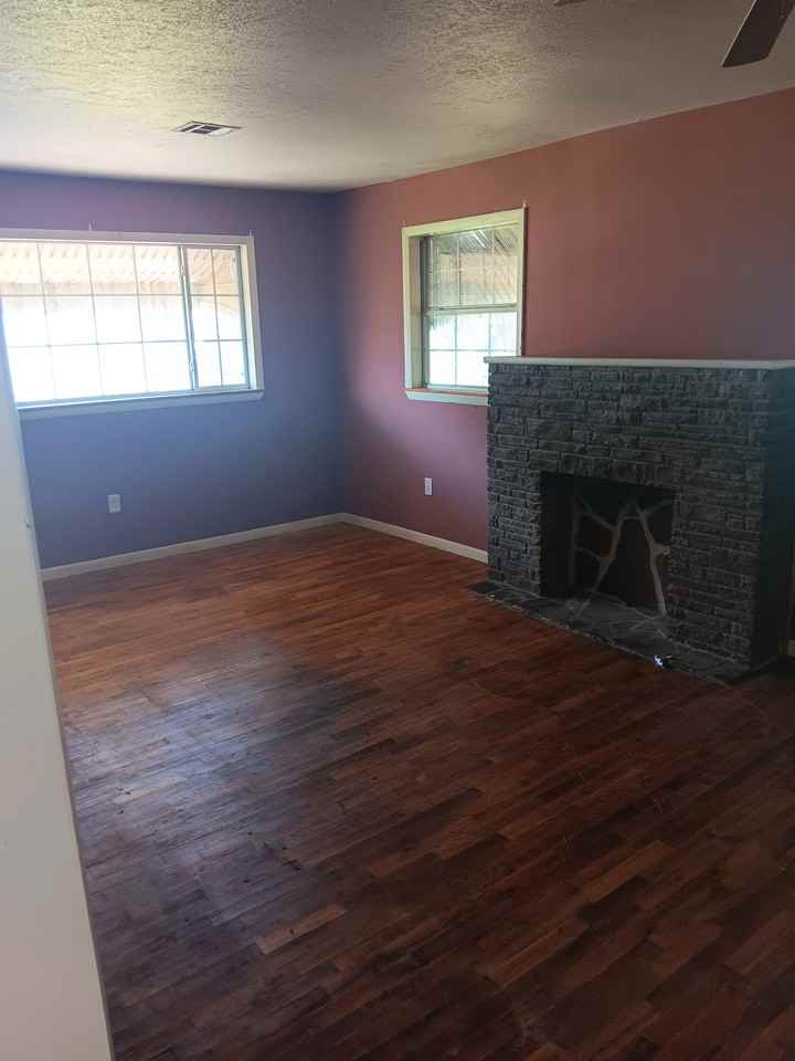 1307 W Poplar Ave #1 - Photo 5 of 10