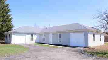 featured image of 135 E Branch Rd #135