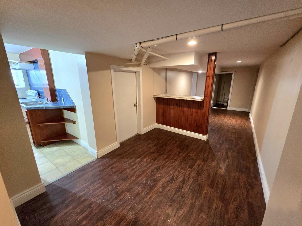 293 Princess St #5 - Photo 5 of 17