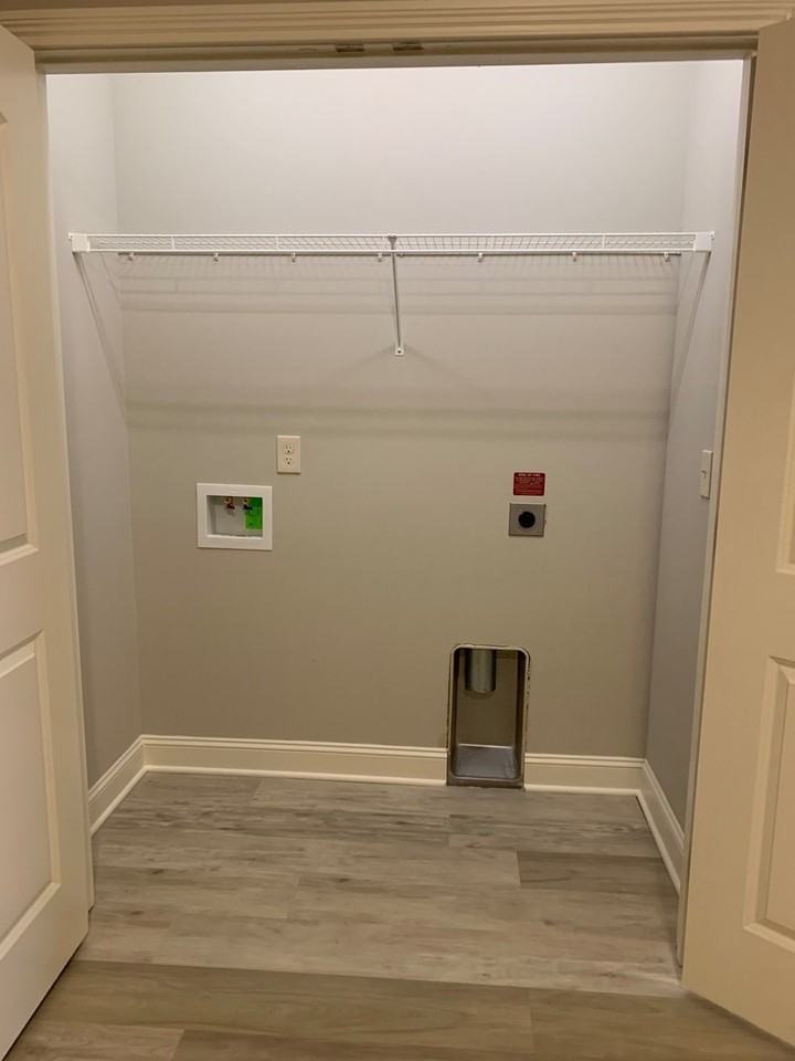 Greenwood Flats - Photo 7 of 50