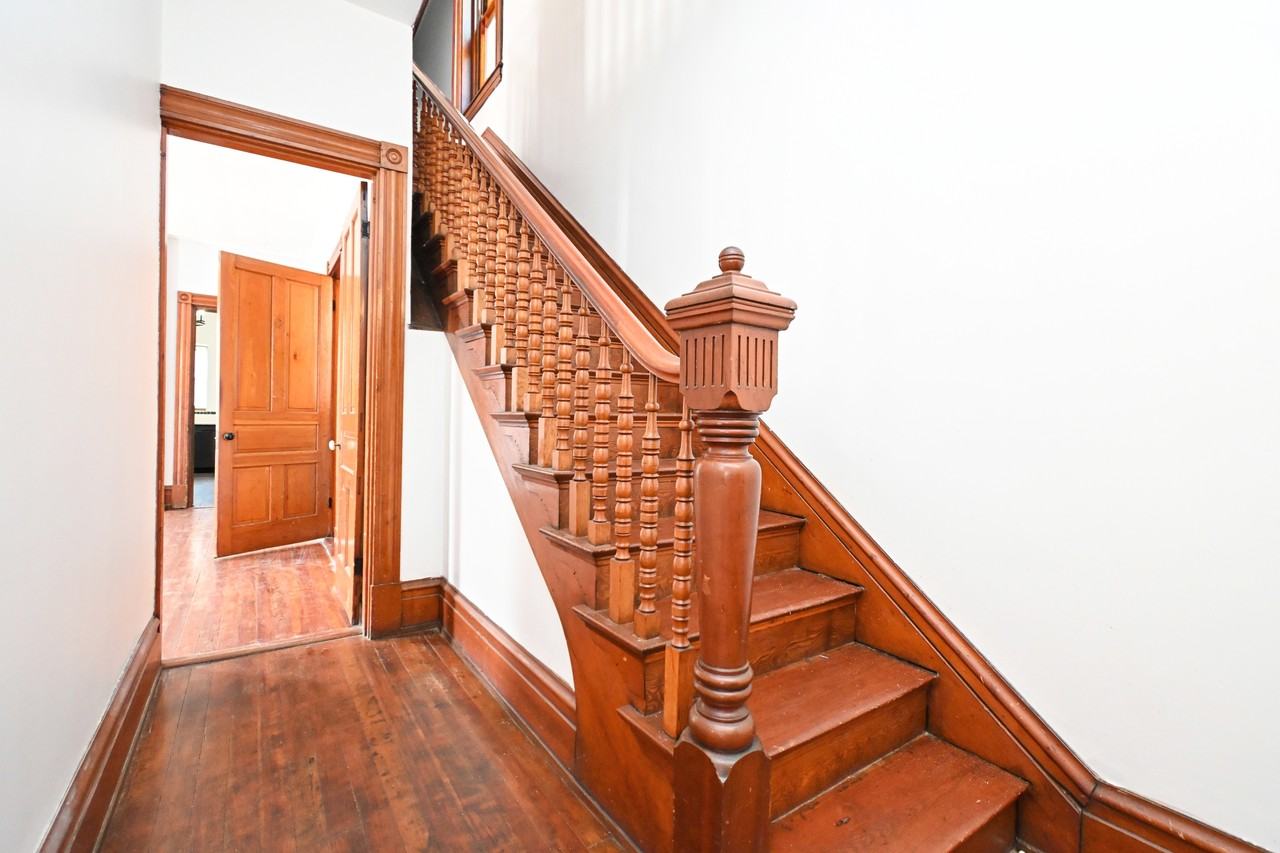 735 Considine Ave #1 - Photo 5 of 50