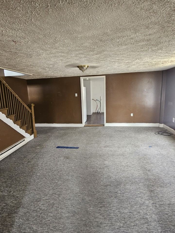 533 W Shawnee Ave Fl 2 #2 - Photo 5 of 10