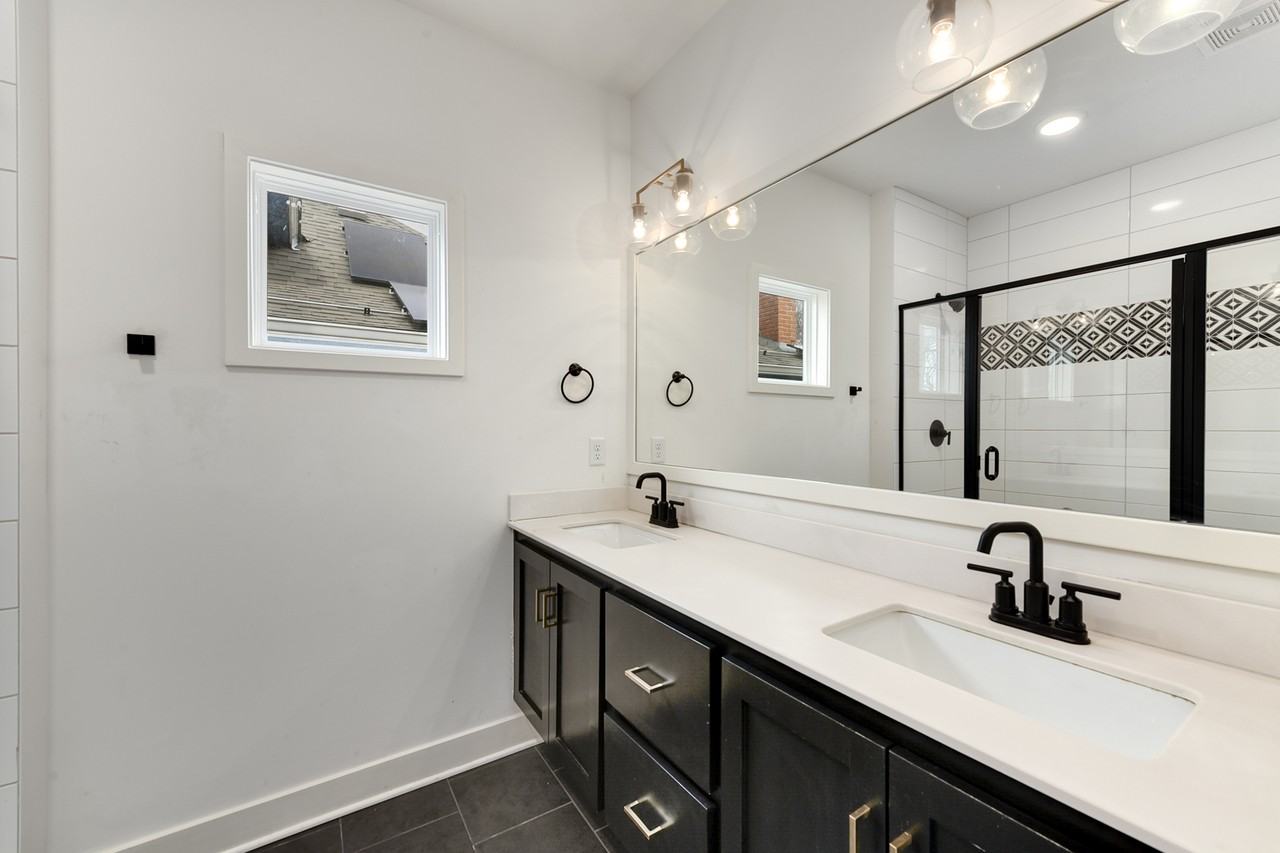 4133 Virginia Ave #1 - Photo 5 of 10