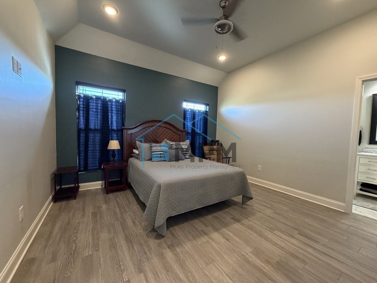 492 Cliff Bullock Dr #1 - Photo 4 of 17