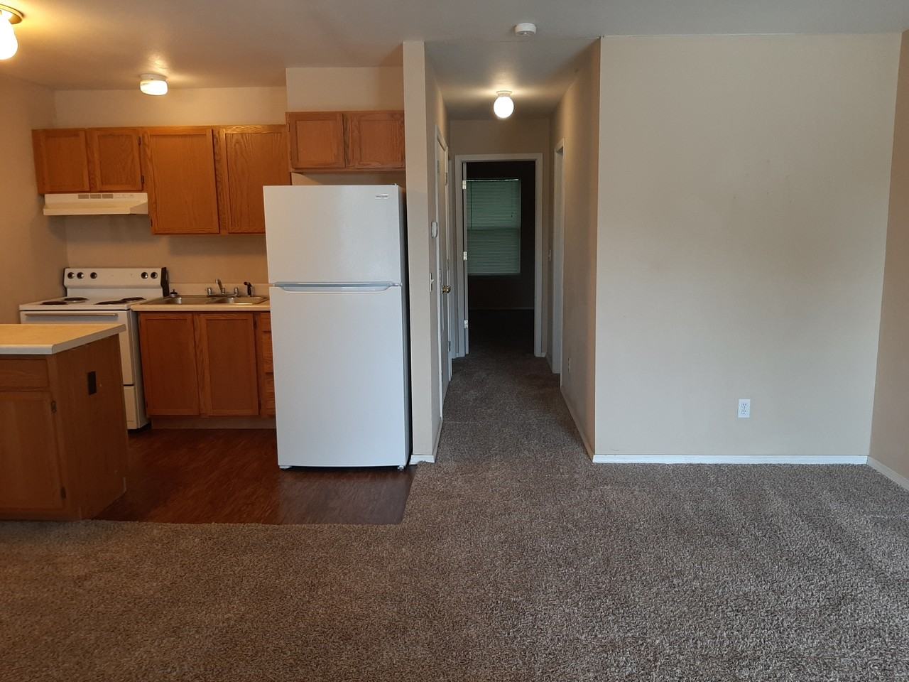 124 W Maple Ave #8 - Photo 3 of 7