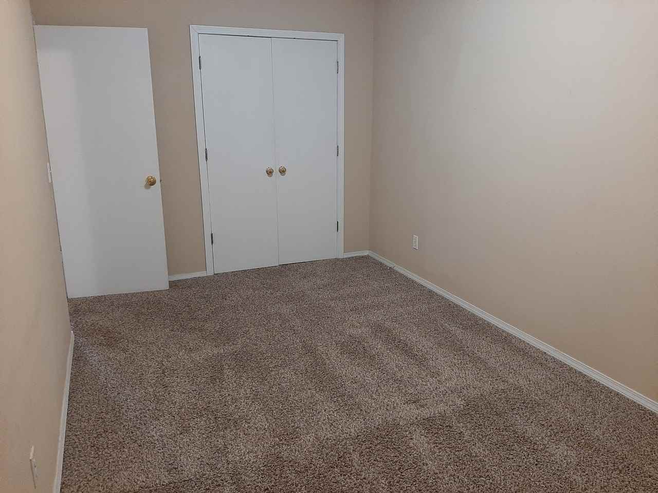 124 W Maple Ave #8 - Photo 5 of 7