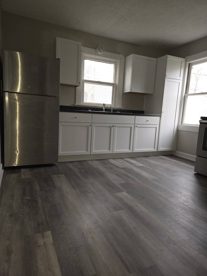 214 S Emerson Ave #1 - Photo 4 of 20