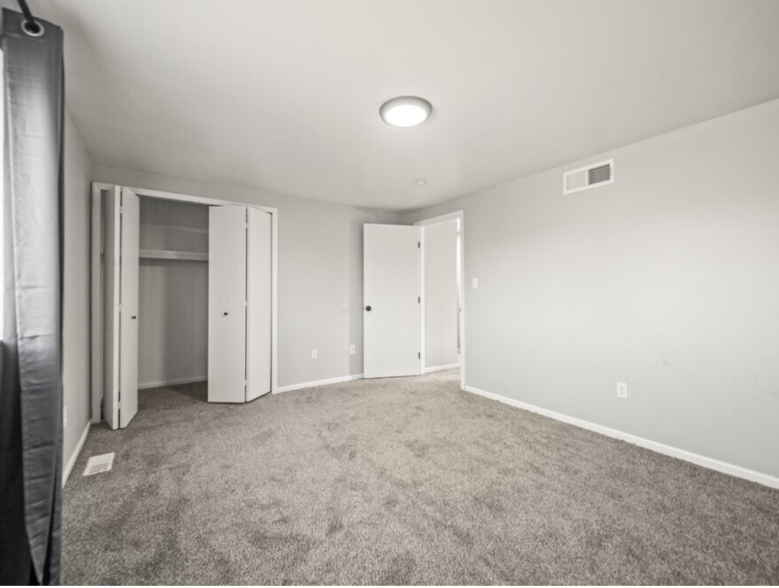 33002 Truman Rd #33002 - Photo 2 of 21