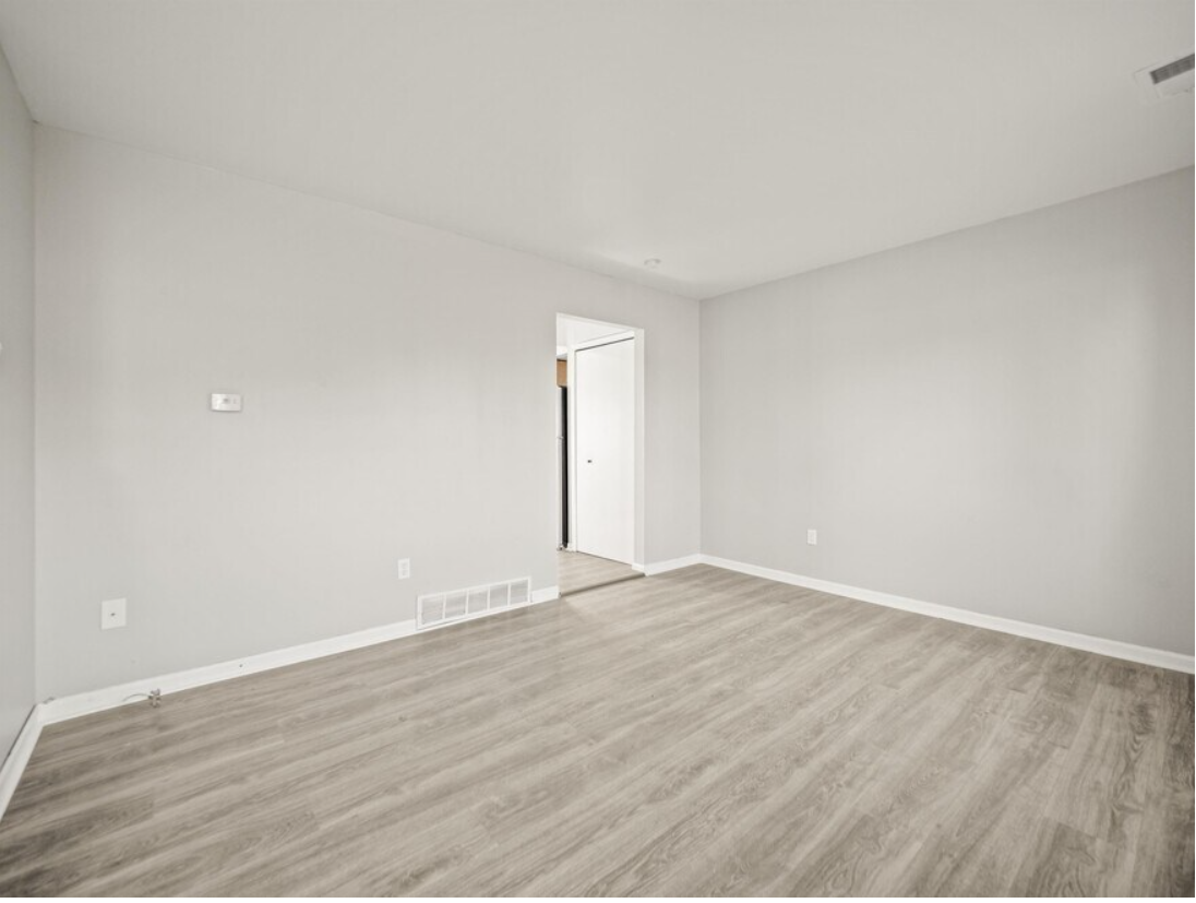 33002 Truman Rd #33002 - Photo 3 of 21